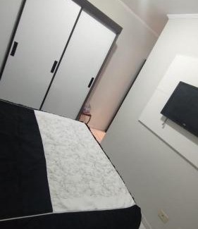Mongagua Apartamento | Apartamento beira mar Centro da cidade WiFi grátis