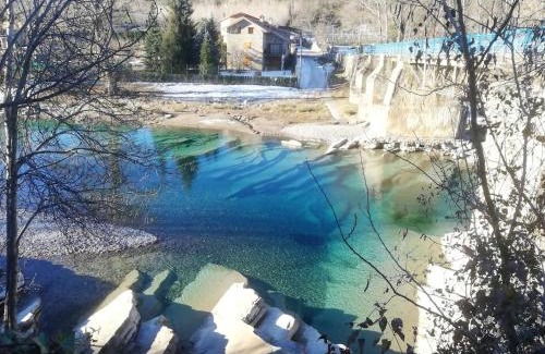 Sarratillo Apartamento | Apartamento Boltaña en Margudgued