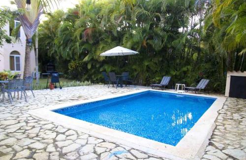 Juan Dolio Apartamento | Apartamento BOUTIQUE con encanto en Juan Dolio-Metro Country Club-CON PISCINA, SEGURIDAD PRIVADA, ENERGIA 24-7, CAMPO DE GOLF Y TENIS