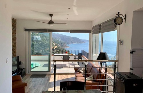 Salionc Apartamento | “Apartamento Cala Salions en Tossa de Mar.... con vistas y cerca a la playa”