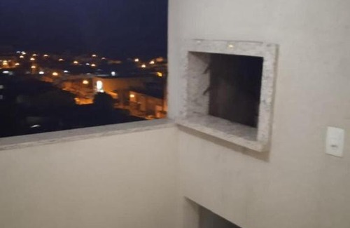 Tabuleiro dos Oliveiras Apartamento | Apartamento com 2 quartos e garagem privativa