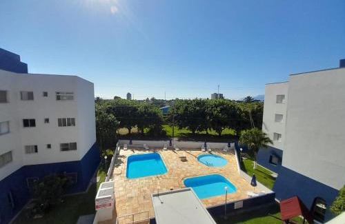 Pontal de Santa Marina Apartamento | Apartamento com piscina à 1km da praia
