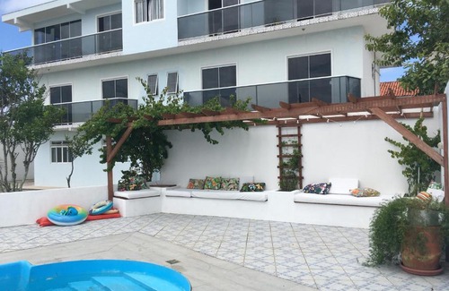 Ingleses do Rio Vermelho Apartamento | Apartamento com Piscina Perto da Praia