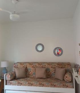 Indaia Apartamento | Apartamento com Suíte em Bertioga Indaiá 150 metros da Praia