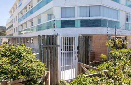 Morro das Pedras Apartamento | Apartamento com Vista Mar e Acesso a Praia YY4578