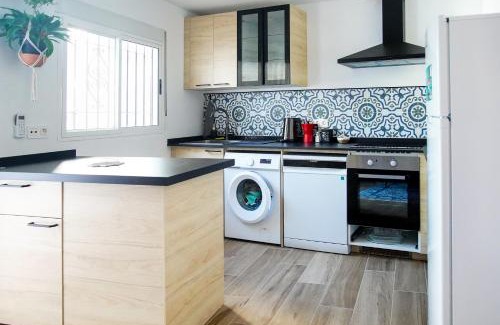 Beiro Apartamento | Apartamento Completo en el Casco histórico con vista a la Sierra Nevada