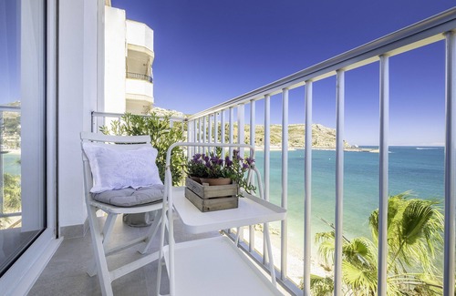 Aduanas Apartamento | Apartamento con espectaculares vistas, en primera linea del puerto en Jávea.