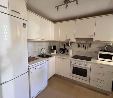 Vera Apartamento | Apartamento con jardín privado y vistas al lago,Valle del Este Golf Agv