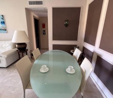 Vera Apartamento | Apartamento con jardín privado y vistas al lago,Valle del Este Golf Agv