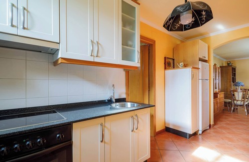 Bueu Apartamento | "Apartamento con jardin en un chalé" con vistas a la montaña, Wi-Fi, jardín y terraza