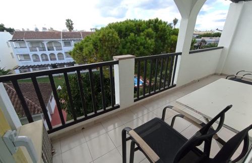 Vinaros Apartamento | Apartamento con terraza privada y piscinas