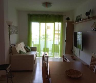 Candelaria Apartamento | Apartamento con vistas al mar, piscina y wifi