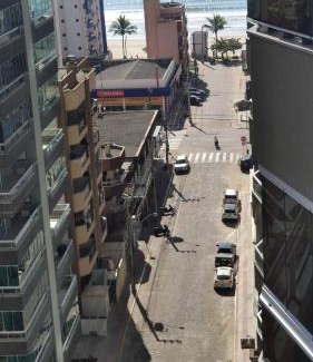 Andorinha Apartamento | Apartamento confortável em Meia Praia - 200 metros da praia