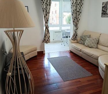 Zumaia Apartamento | APARTAMENTO DANAE centro ESS00359