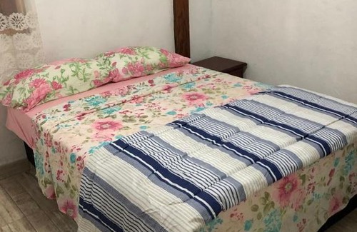 Balneario Guaruja Apartamento | Apartamento de 2 quartos com Ar Condicionado na Enseada