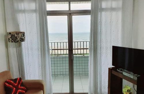 Guilhermina Apartamento | Apartamento de frente para o mar Praia Grande SP