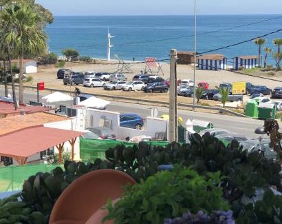 Torrox Costa Apartamento | Apartamento El Barco 1 linea PLAYA, PARKING, WIFI