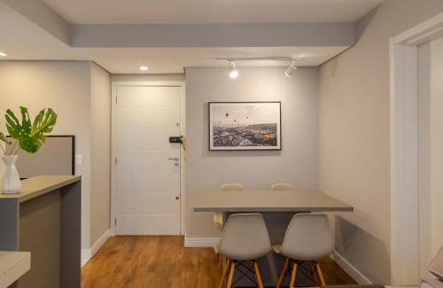 Partenon Apartamento | Apartamento elegante próximo a PUC e HSL