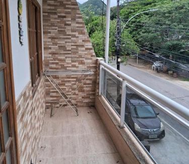 Barra de Guaratiba Apartamento | Apartamento em Barra de Guaratiba de frente p a estrada, próximo da praia