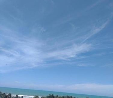 Praia do Futuro I Apartamento | Apartamento em frete ao Mar AP KABEAT PF