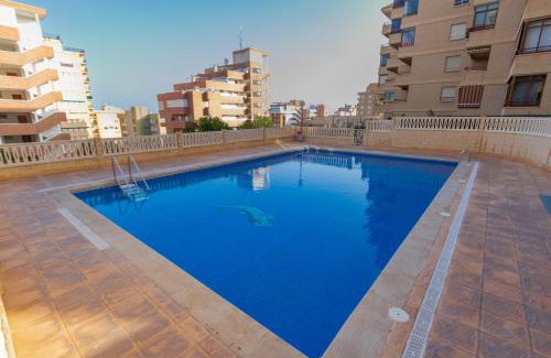 Los Arenales del Sol Apartamento | Apartamento en Arenales con Piscina y Terraza Soleada