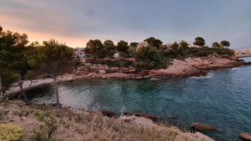 Calafat Apartamento | Apartamento en Calafat con Jardin