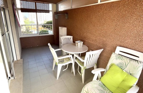Almarda Apartamento | Apartamento en la playa, amplio con piscina olímpica, cerca de Valencia
