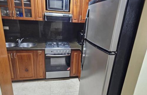 Lecherías Apartamento | Apartamento en Lecheria, Venecia
