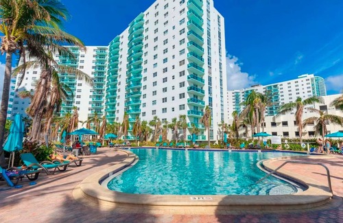 Hollywood South Central Beach Apartamento | Apartamento en miami beach hotel TIDE