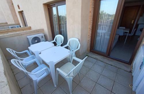 Punta del Moral Apartamento | APARTAMENTO EN SEGUNDA PLANTA EN URB. JARDINES DE ISLA CANELA