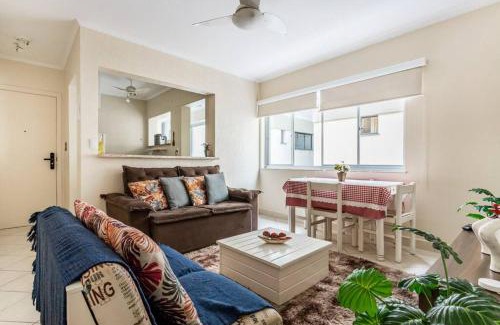 Jardim Sao Miguel Apartamento | Apartamento encantador no Guarujá, praia da Enseada - Apenas 600m da praia !