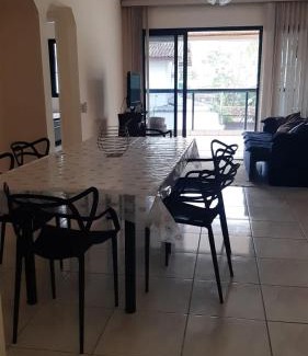 Jardim Vitoria Apartamento | Apartamento Enseada 3 quartos, 8 pessoas