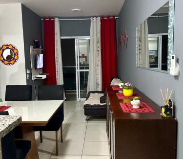 Vila Julia Apartamento | Apartamento Enseada Villa Di Fiori com piscina