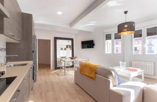 Bilbao la Vieja Apartamento | ¡A 5 MINUTOS DEL CASCO ANTIGUO! Apartamento ideal para familia