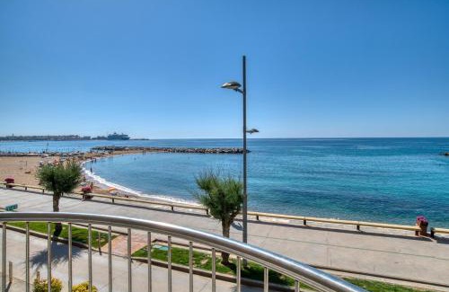 Sant Antoni de Calonge Apartamento | Apartamento en 1 línea mar