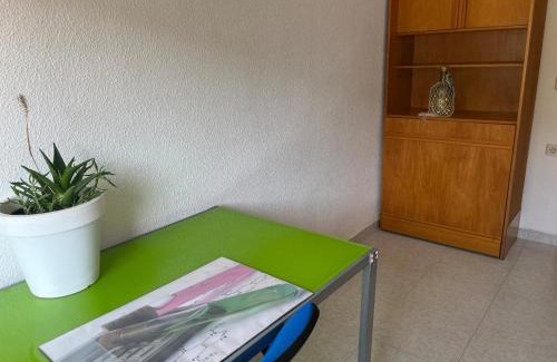 Tavernes de la Valldigna Apartamento | Apartamento luminoso cerca de Gandia