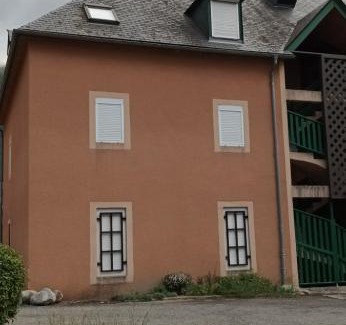 Esquieze-Sere Apartamento | Apartamento Esquieze-sere