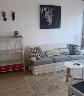 Figueras (Castropol) Apartamento | Apartamento Galería Cine Colón