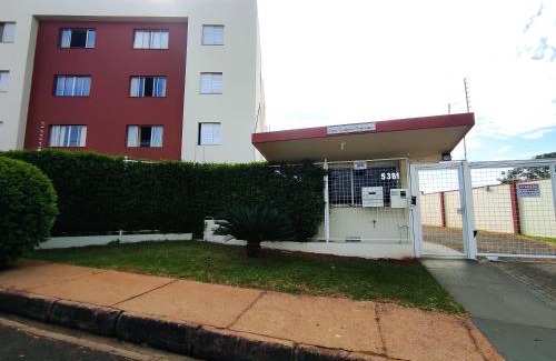 Alto Umuarama Apartamento | Apartamento inteiro no Alto Umuarama, próximo ao Aeroporto, Medicina e Granja Marileusa.