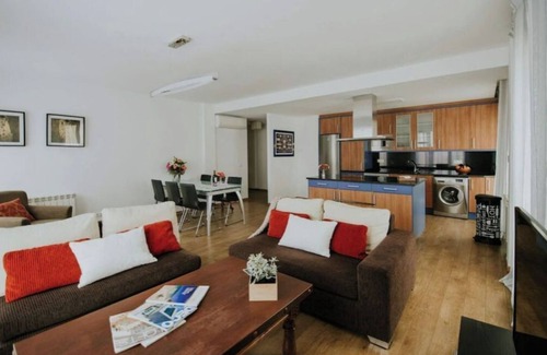 Haro Apartamento | APARTAMENTO J 5 PERSONAS