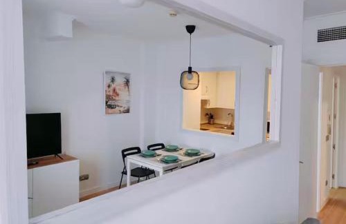 Rejas Apartamento | Apartamento Luminoso 35N