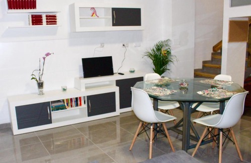 El Cabanyal Apartamento | Apartamento Luminoso cerca de la PLAYA y PUERTO