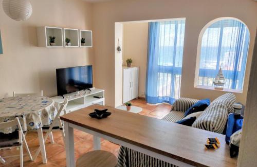 Sitio de Calahonda Apartamento | Apartamento MAR AZUL, primera línea de playa