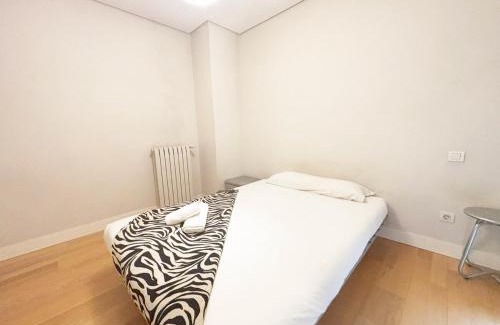 Puerta del Angel Apartamento | Apartamento moderno, buena zona