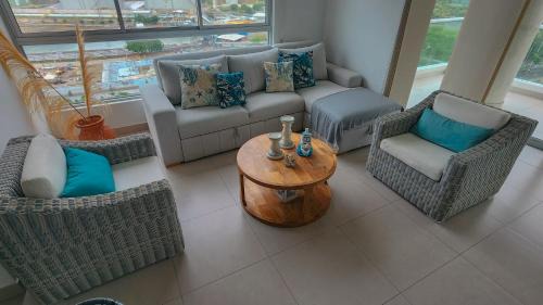 Urb Plenomar Apartamento | Apartamento moderno con vista al mar en Pozos Colorados