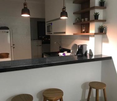 Loteamento Joao Batista Juliao Apartamento | Apartamento na Enseada com vista para o mar - 300 m da praia