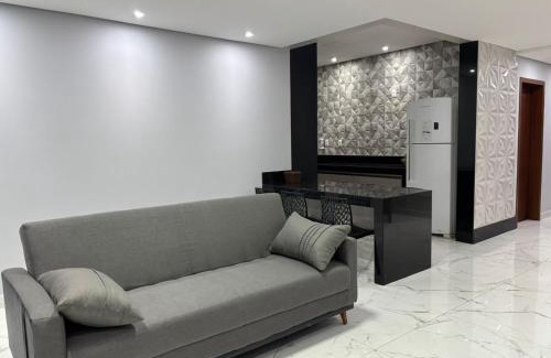 Joao Monlevade Apartamento | Apartamento novinho e central - 2 ou 3 quartos, 2 banheiros, elevador e estacionamento