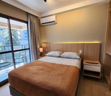 Pituba Apartamento | Apartamento novinho em ótima localização, bem próximo à praia e a diversos serviços.