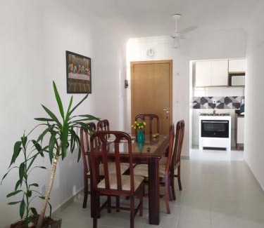 Mirim Apartamento | Apartamento novo vista do mar 64m2 2 dorms Wi-fi estacionamento grátis Praia Grande Mirim
