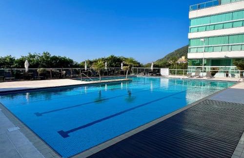 Santinho Apartamento | Apartamento Oásis com vista para o mar by Achei